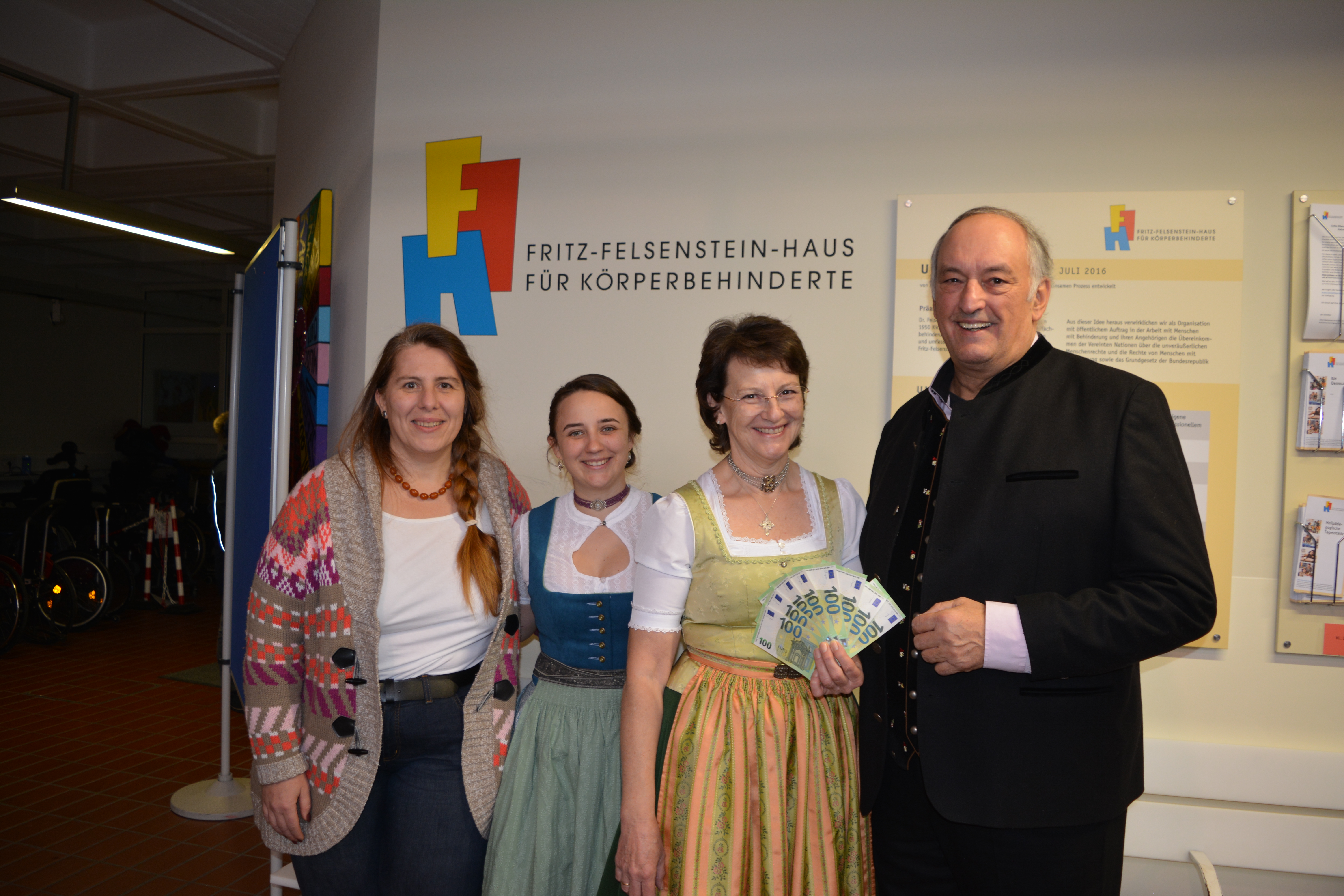 2024 Spendenubergabe 