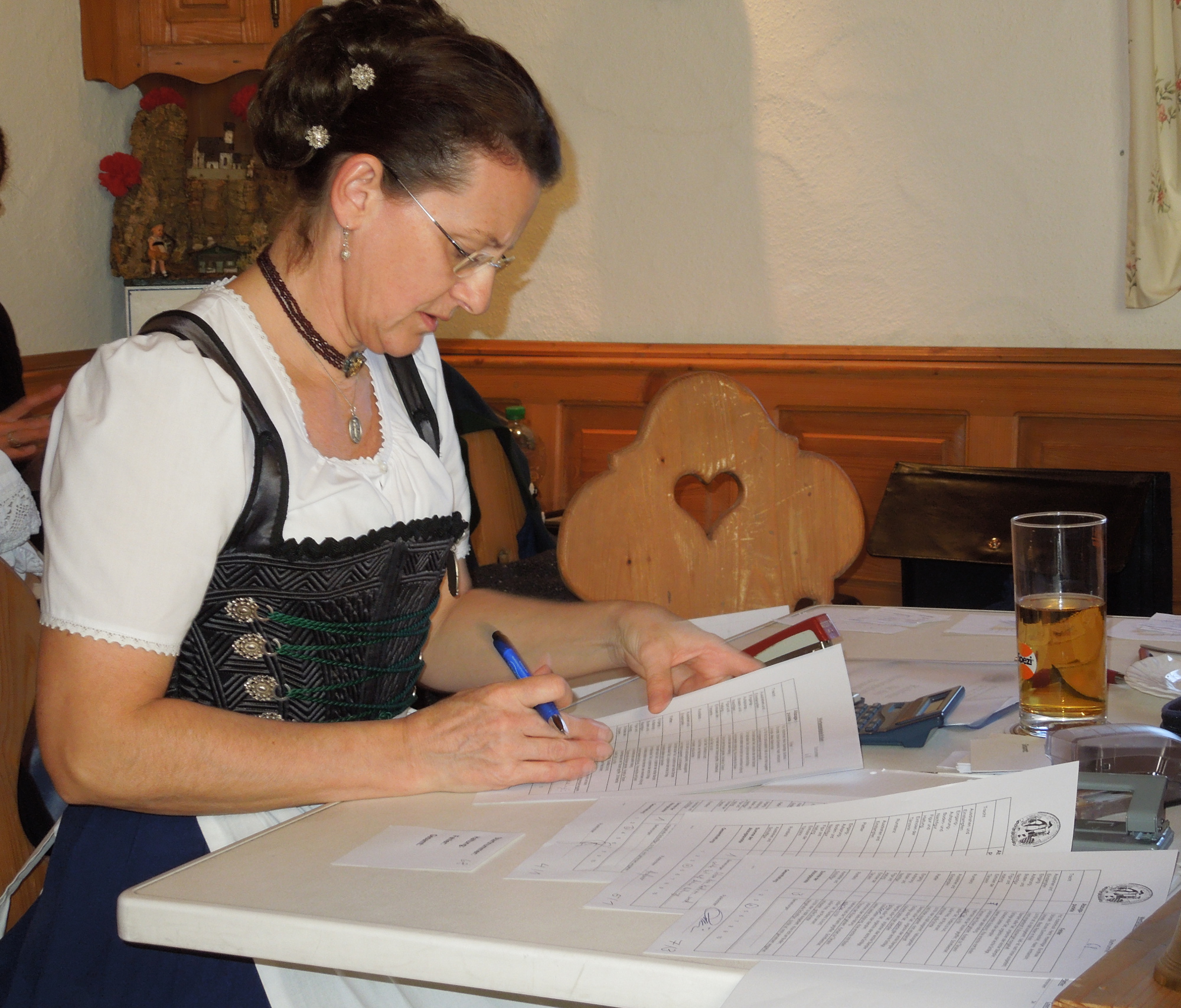 Auswertungskommision - Gabriele Straßner