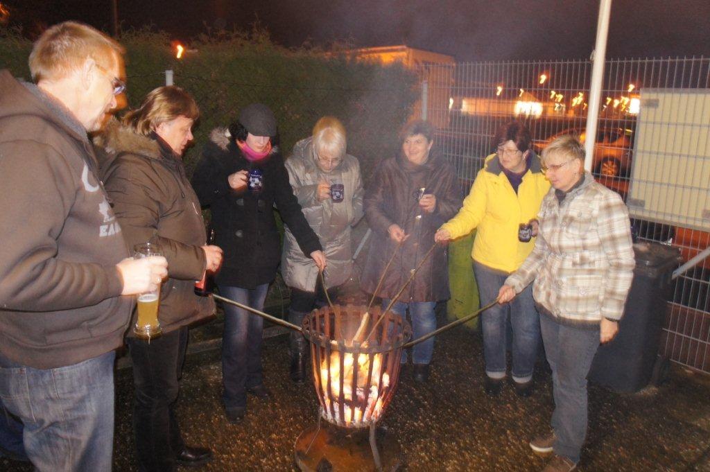 Stockbrot am Feuerkorb
